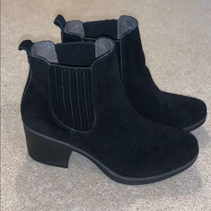 Black ankle booties